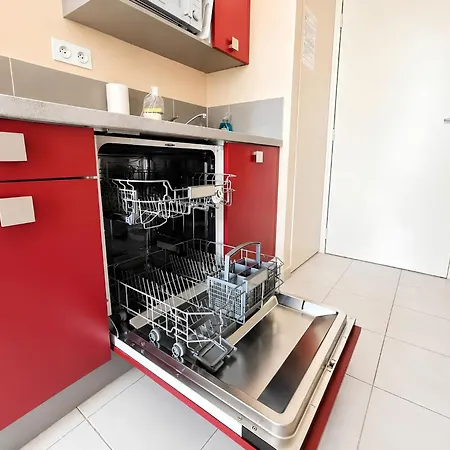 Les Palmiers - Piscine - Wi-fi - Clim&parking * Agde