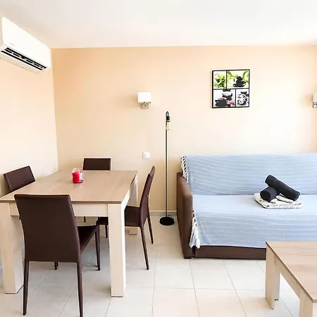 Appartement Les Palmiers - Piscine - Wi-fi - Clim&parking Agde